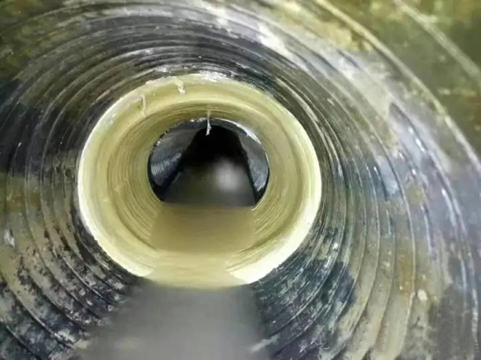 尖扎内衬修复法通常适用于哪些类型的断面管道